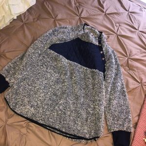 NWOT navy and white pullover